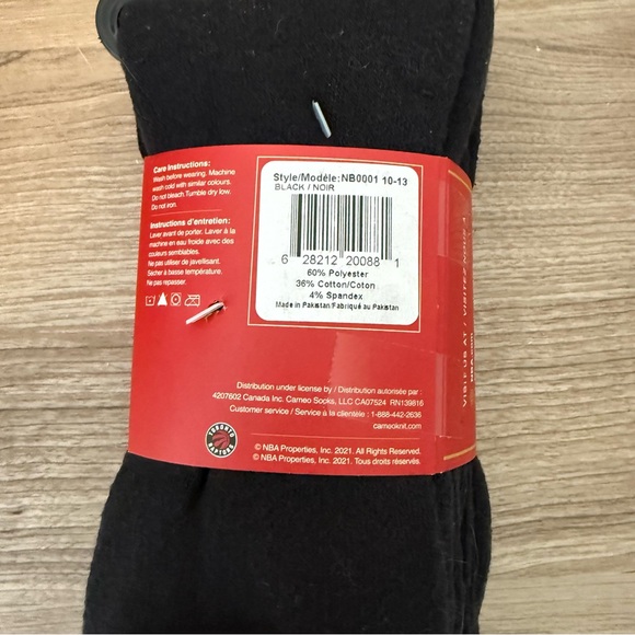 NBA Toronto Raptors Men’s Crew Socks - Picture 3 of 5